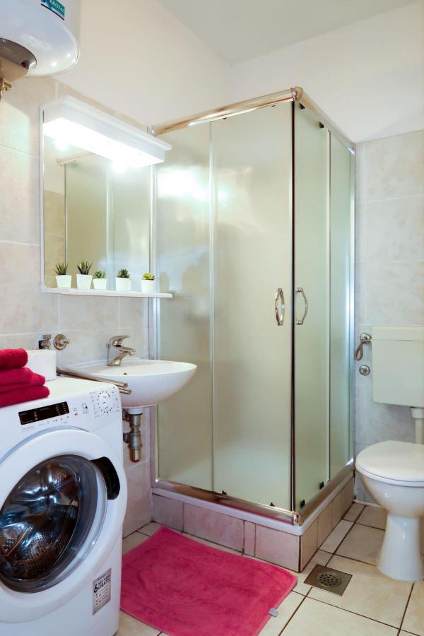 Apartment Andrea - Rab102 By Interhome Barbat na Rabu Kültér fotó