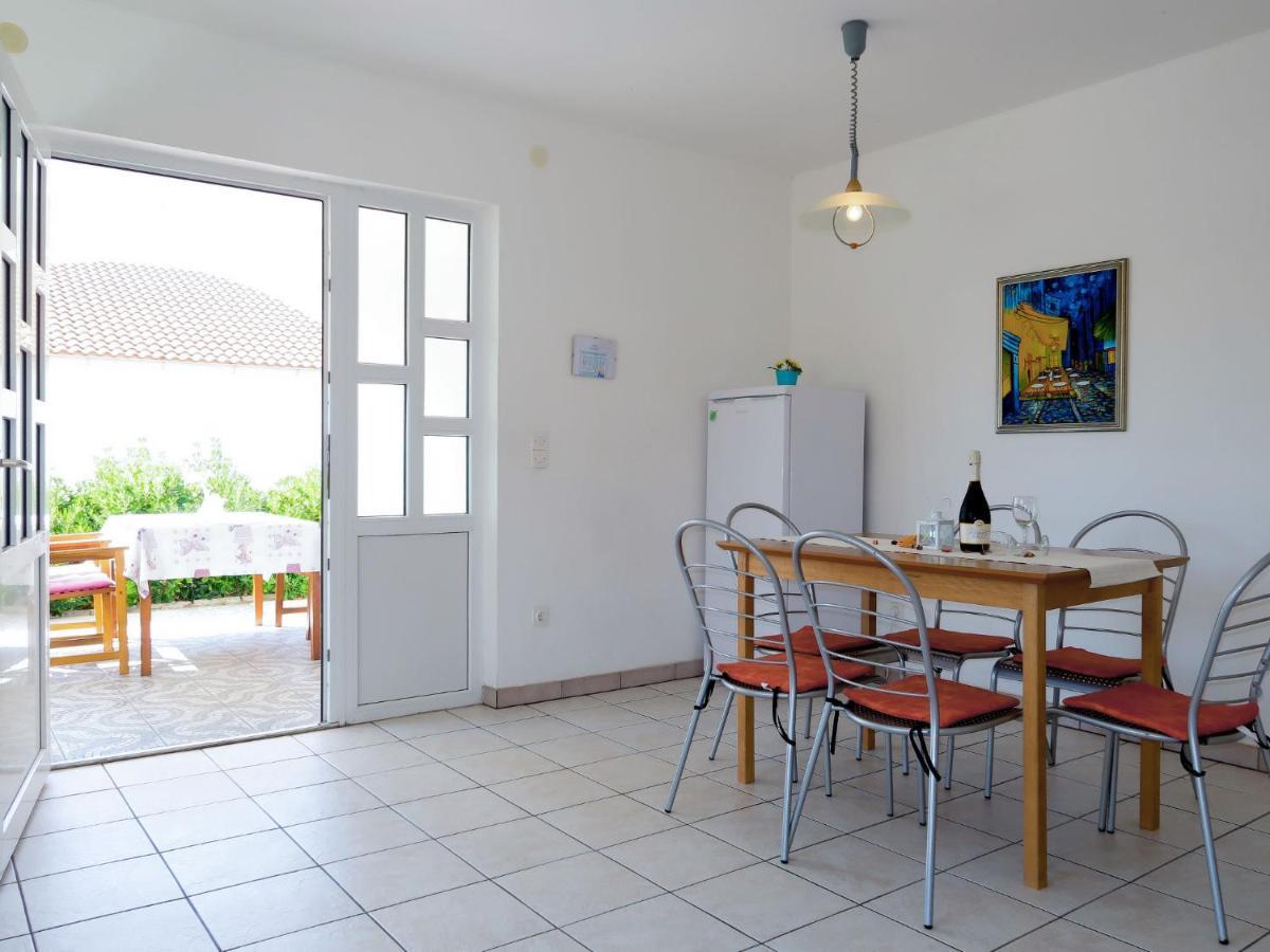 Apartment Andrea - Rab102 By Interhome Barbat na Rabu Kültér fotó